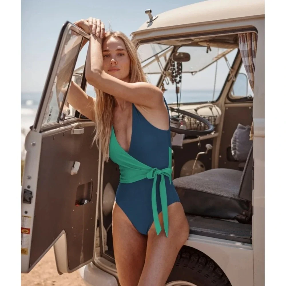 Summersalt The Perfect Wrap One-Piece Swimsuit Two-Tone Colorblock Side Tie 14